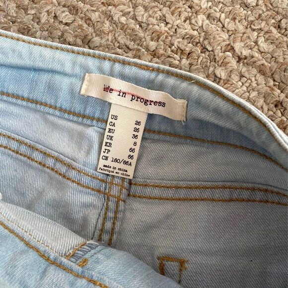 Life in progress Jean Shorts size 26 - Picture 3 of 3